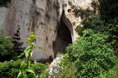 From Catania: Syracuse, Ortygia, and Noto Tour - Neapolis Archaeological Park: Greek theater, Roman amphitheater, and stone quarries