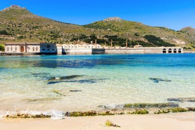 Mini Cruise to Favignana and Levanzo with lunch on board - Favignana: what you can realistically do in two hours