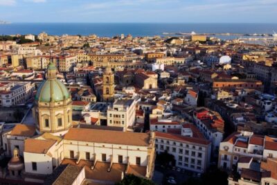Palermo: Walking Tour of Historic Markets and Monuments - Entering Palermo Cathedral: UNESCO site + the modest dress rule