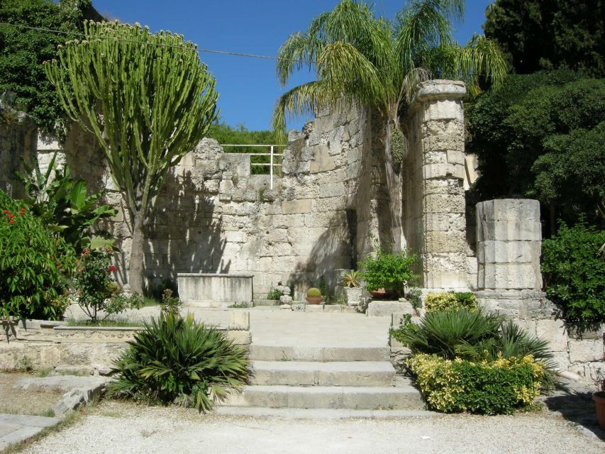 Syracuse: Neapolis and Greek Theater guided tour - Neapolis in 2 hours: what this guided route gets right